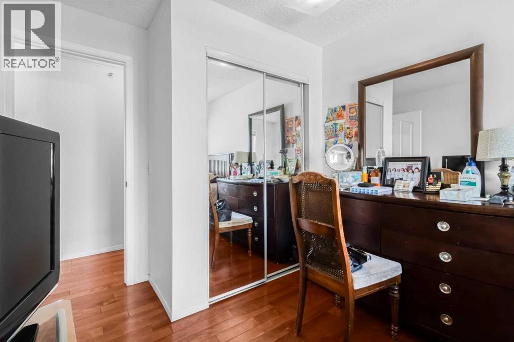 Single Family House for Sale in #  Valleyview Park SE Dover Calgary 