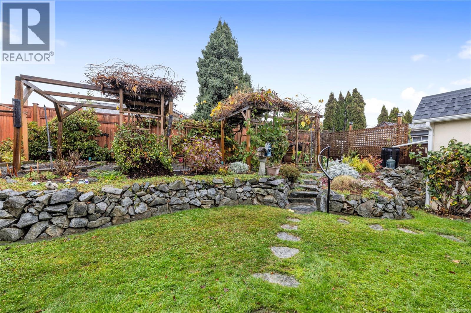 779 Daffodil Dr, Parksville