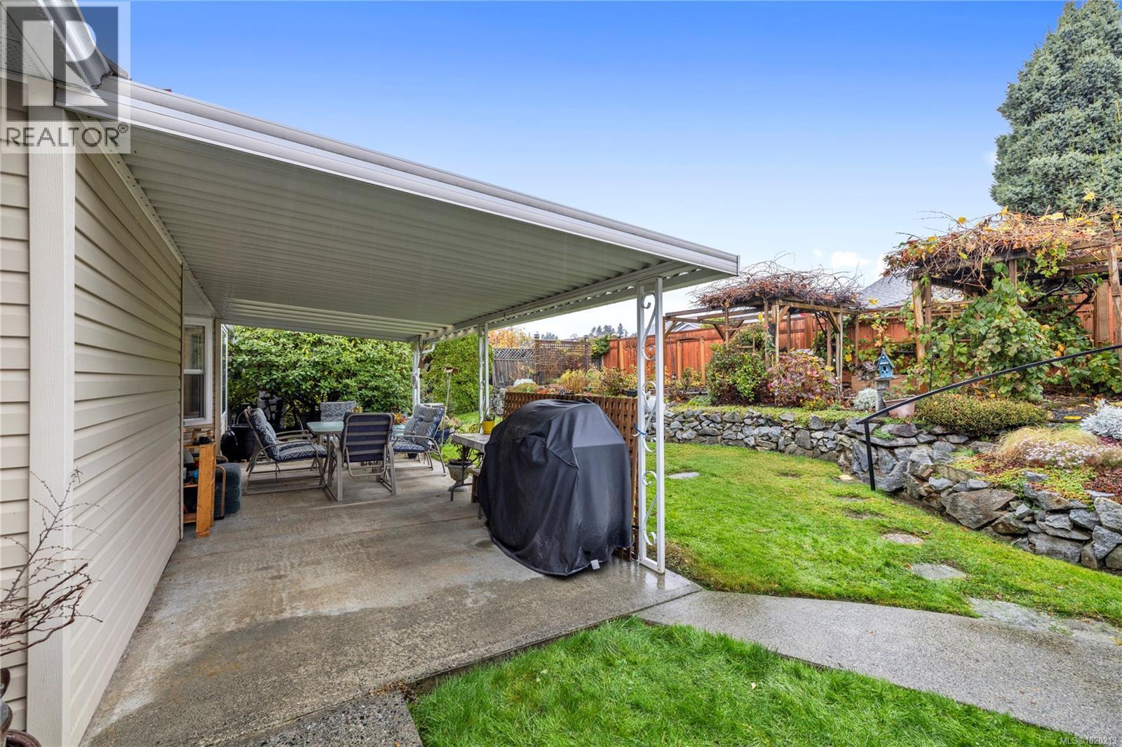 779 Daffodil Dr, Parksville