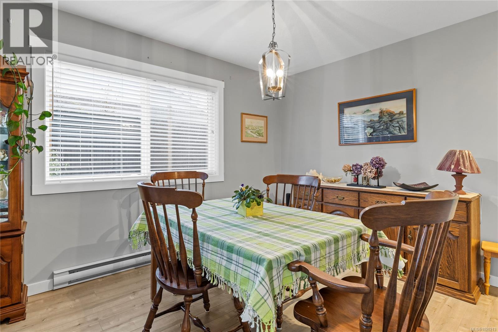 779 Daffodil Dr, Parksville