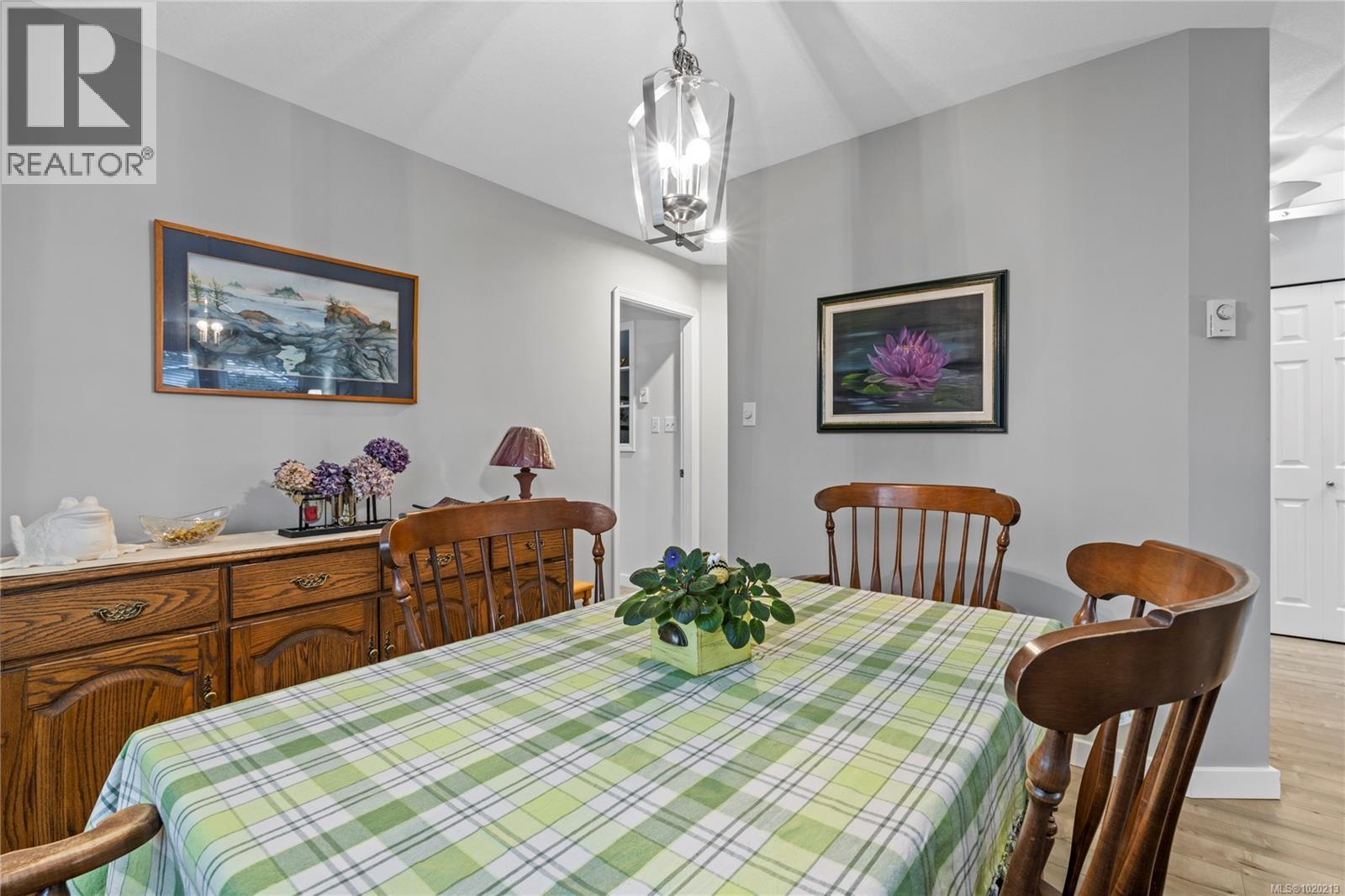 779 Daffodil Dr, Parksville