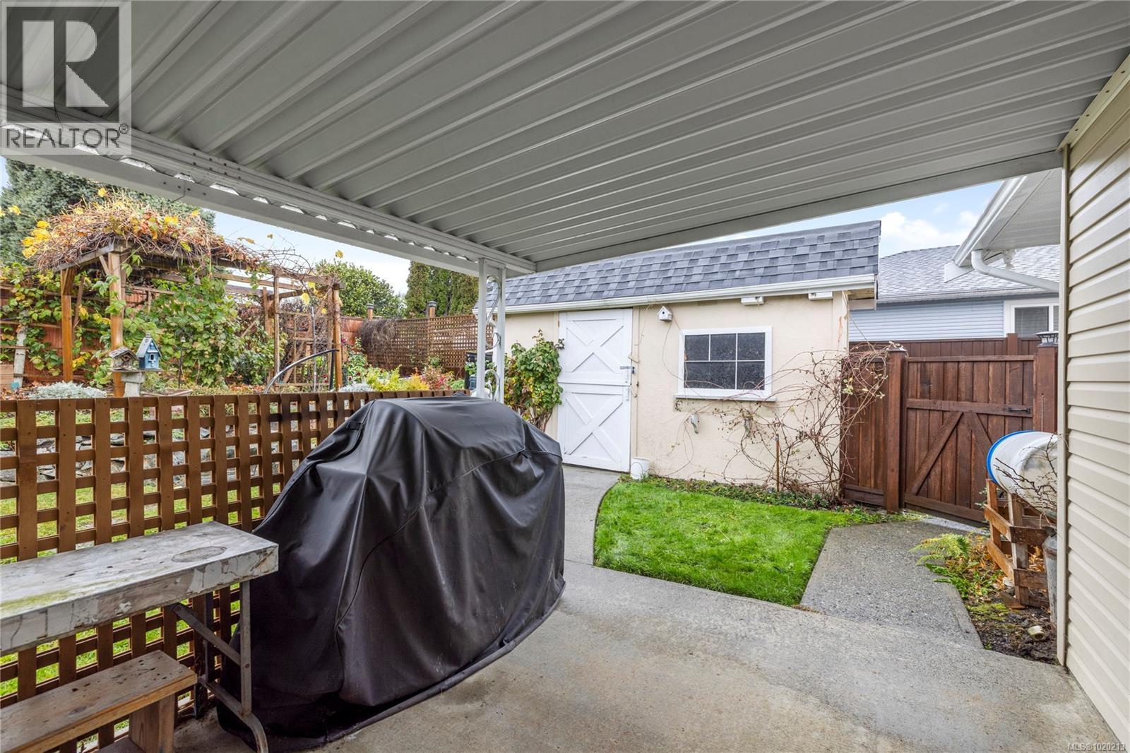 779 Daffodil Dr, Parksville