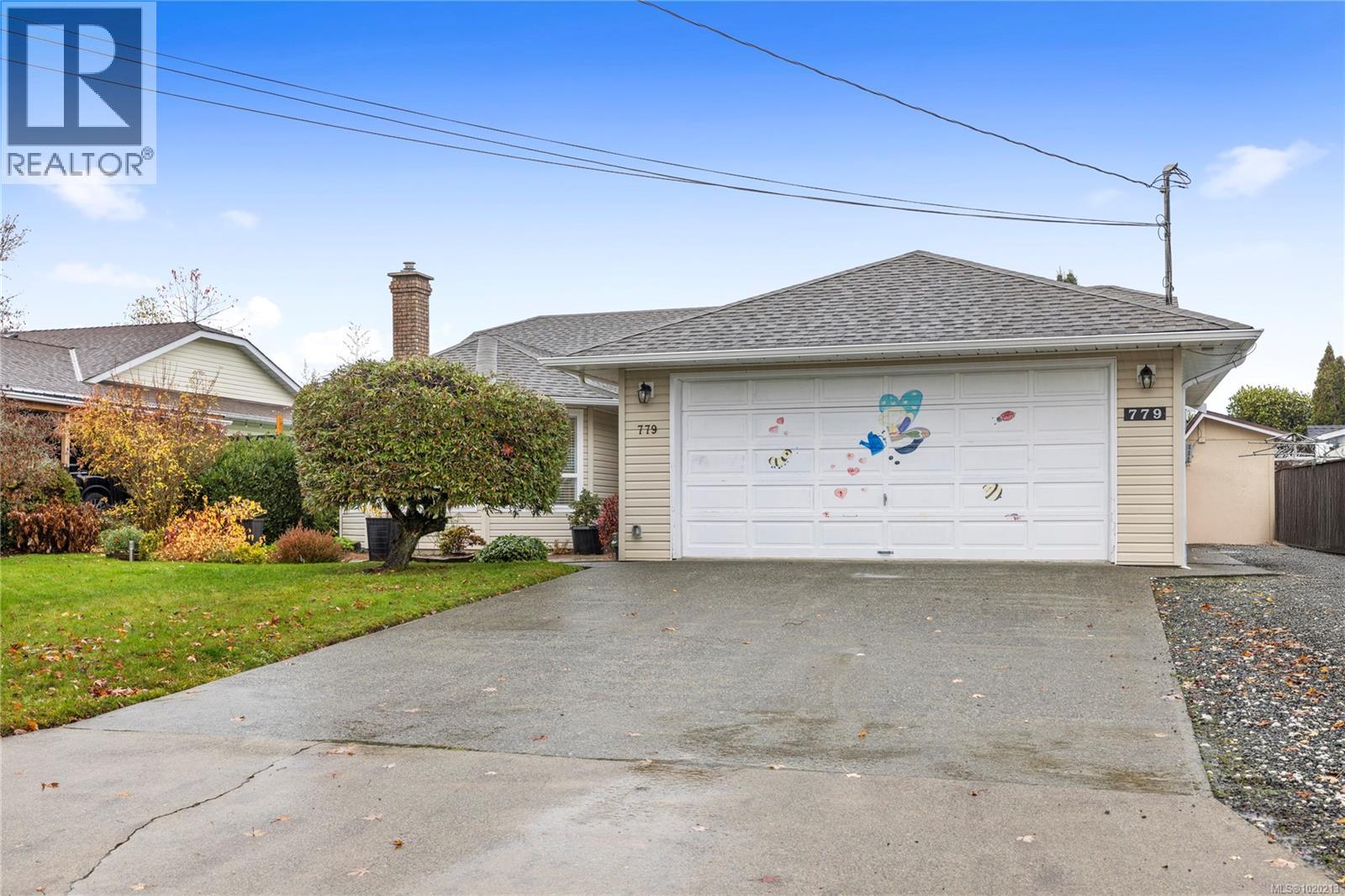 779 Daffodil Dr, Parksville