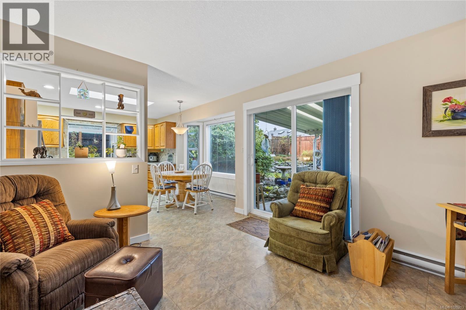 779 Daffodil Dr, Parksville