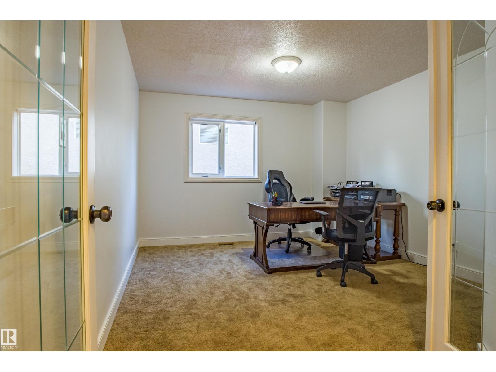 247 LINDSAY CR NW, Edmonton