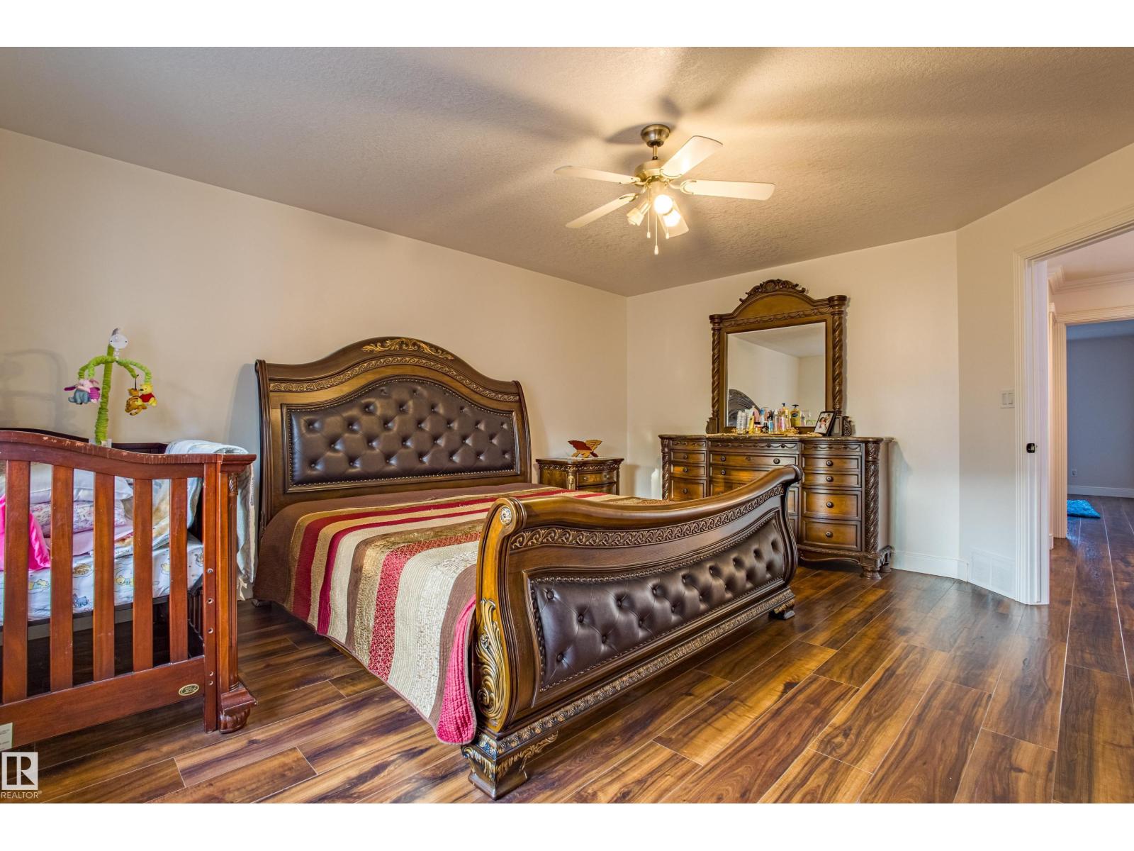 247 LINDSAY CR NW, Edmonton