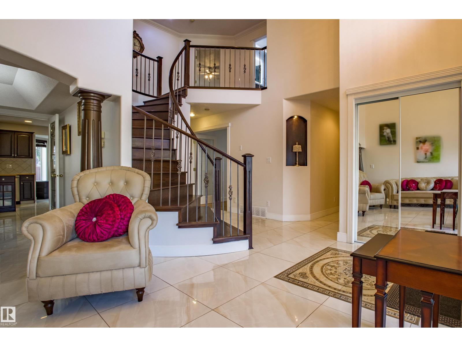 247 LINDSAY CR NW, Edmonton