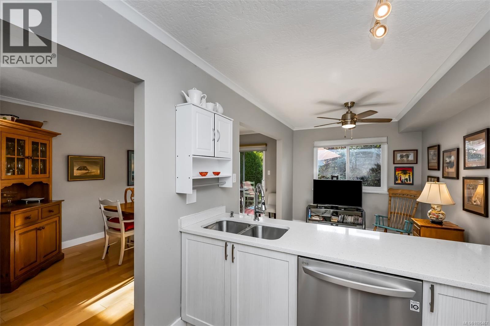 1769 Bay St, Victoria