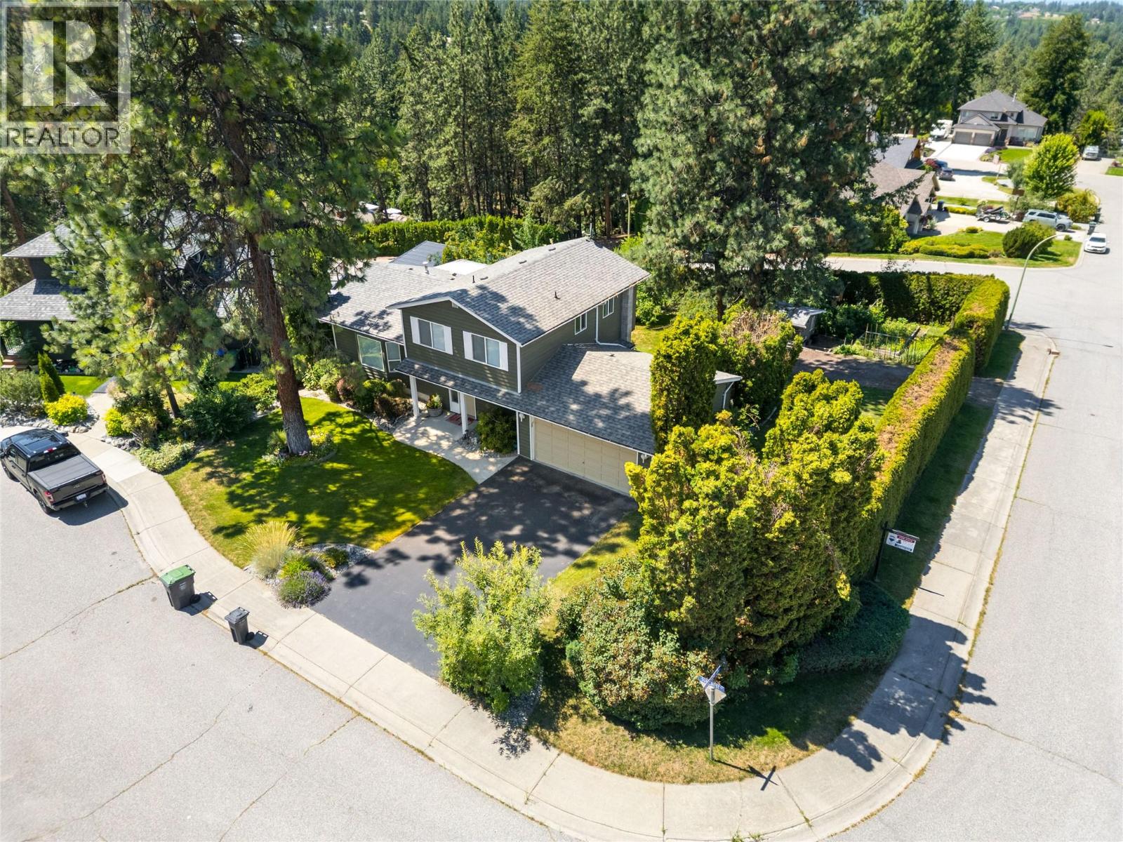  3942 Suncrest Court, Kelowna