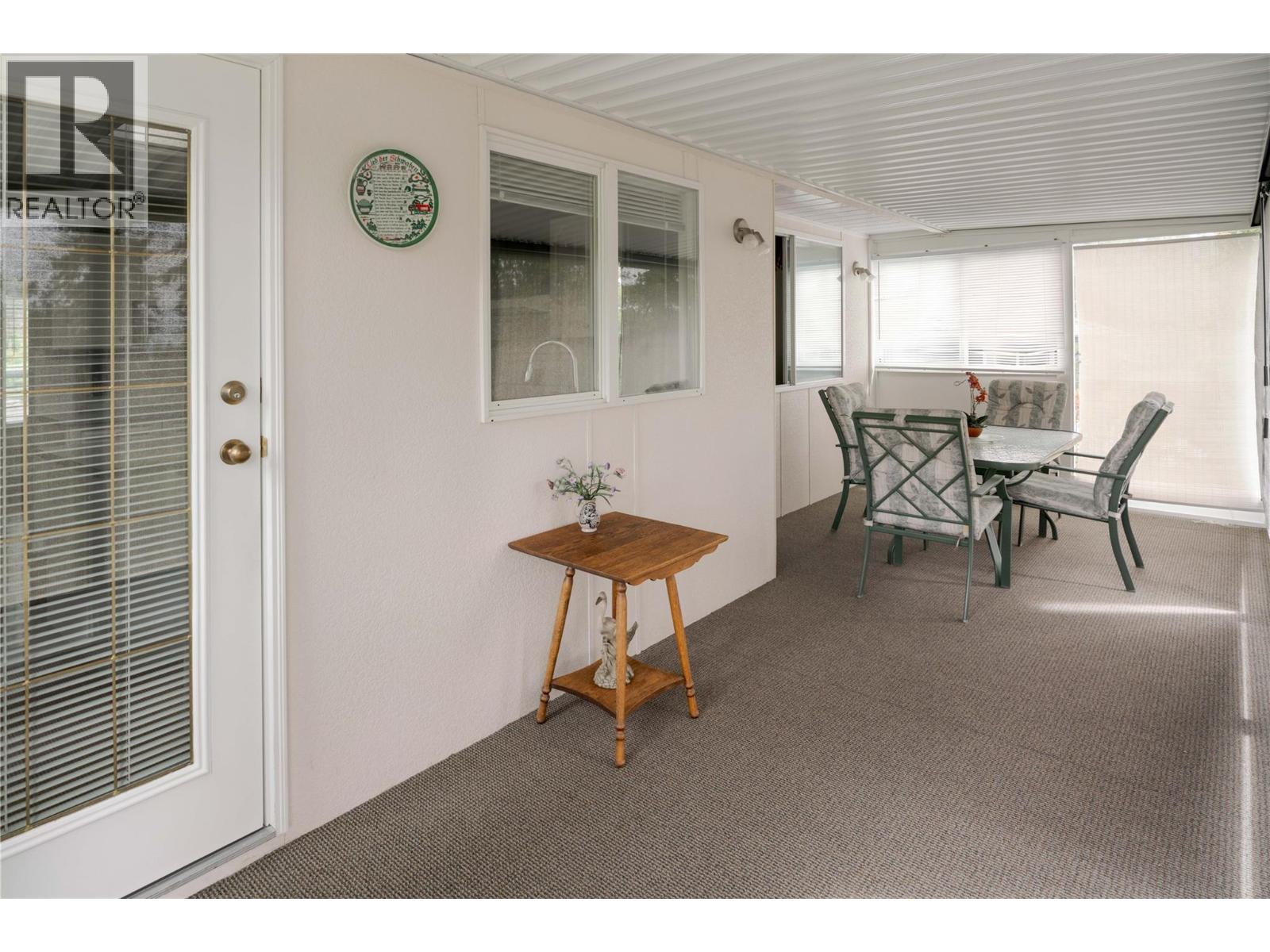  3942 Suncrest Court, Kelowna