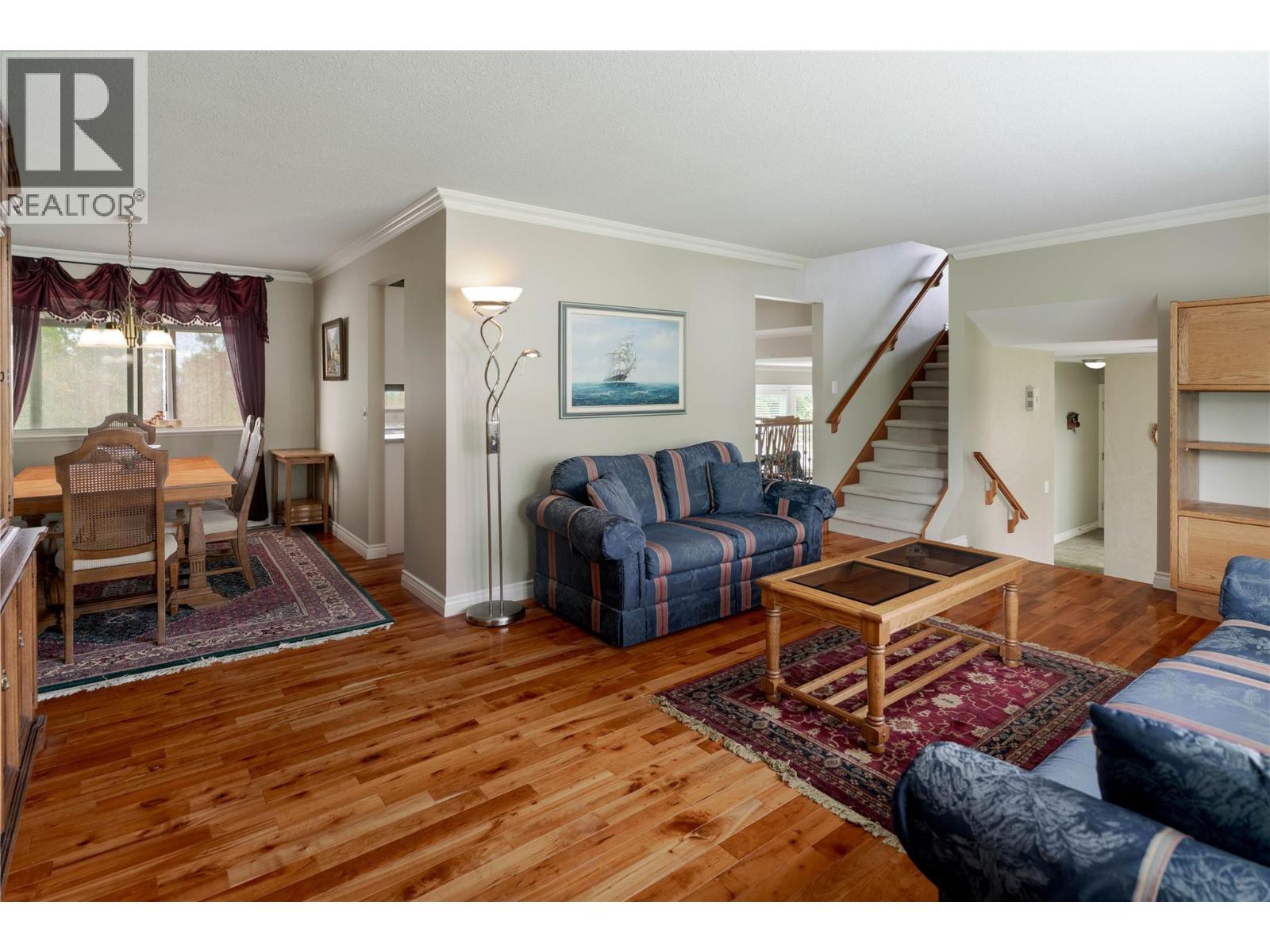  3942 Suncrest Court, Kelowna