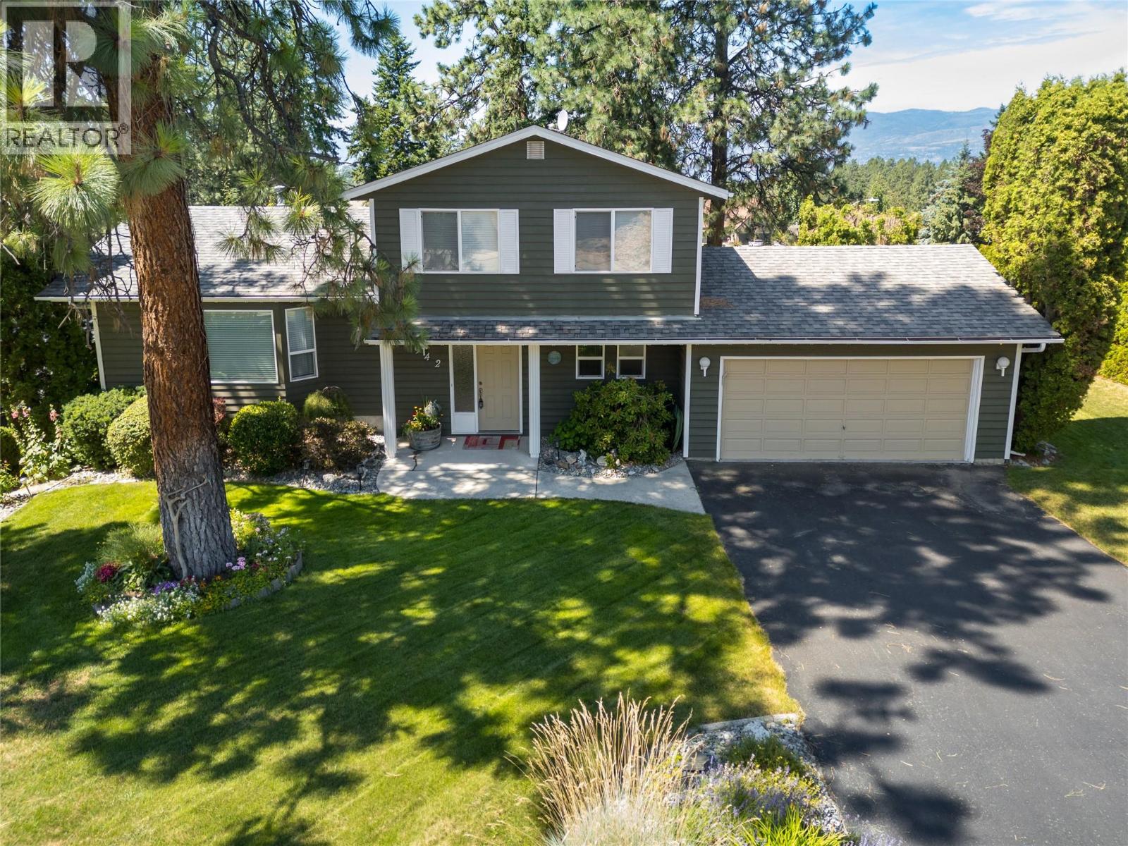  3942 Suncrest Court, Kelowna