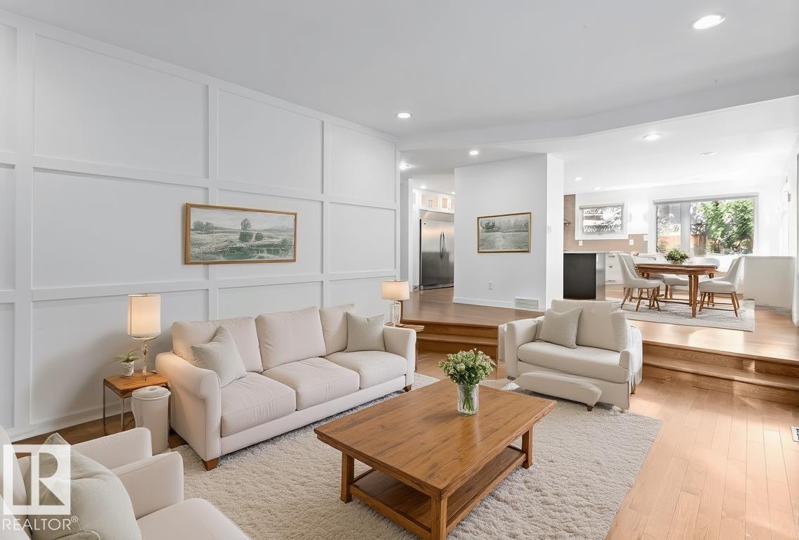 239 WAKINA DR NW, Edmonton