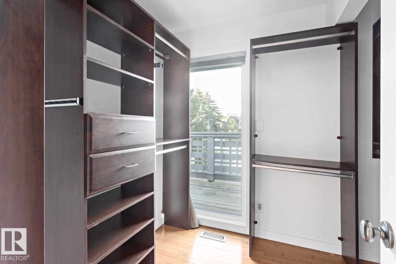 239 WAKINA DR NW, Edmonton