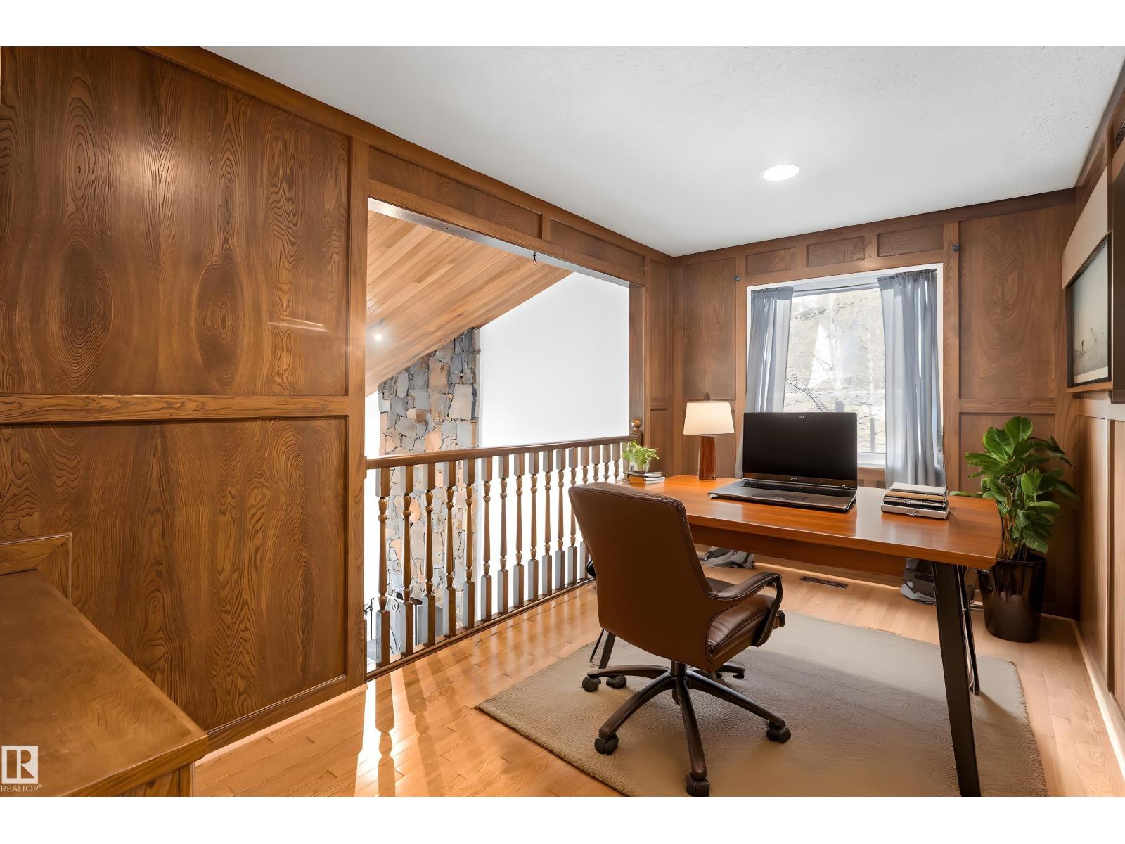 239 WAKINA DR NW, Edmonton