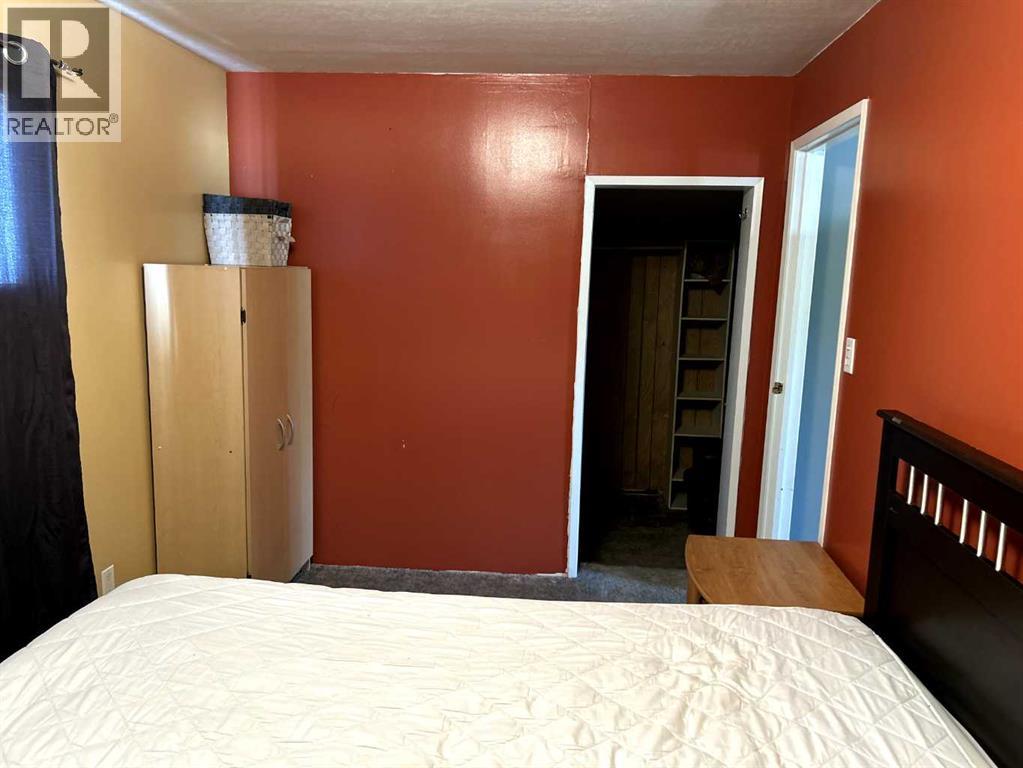 5202 VICTORIA AVENUE - 10
