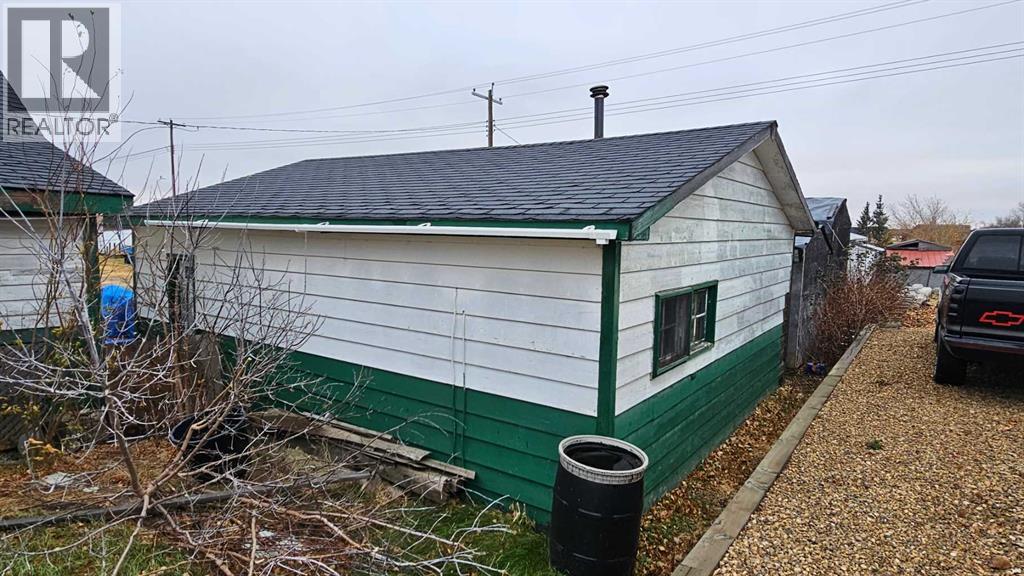 5202 VICTORIA AVENUE - 2