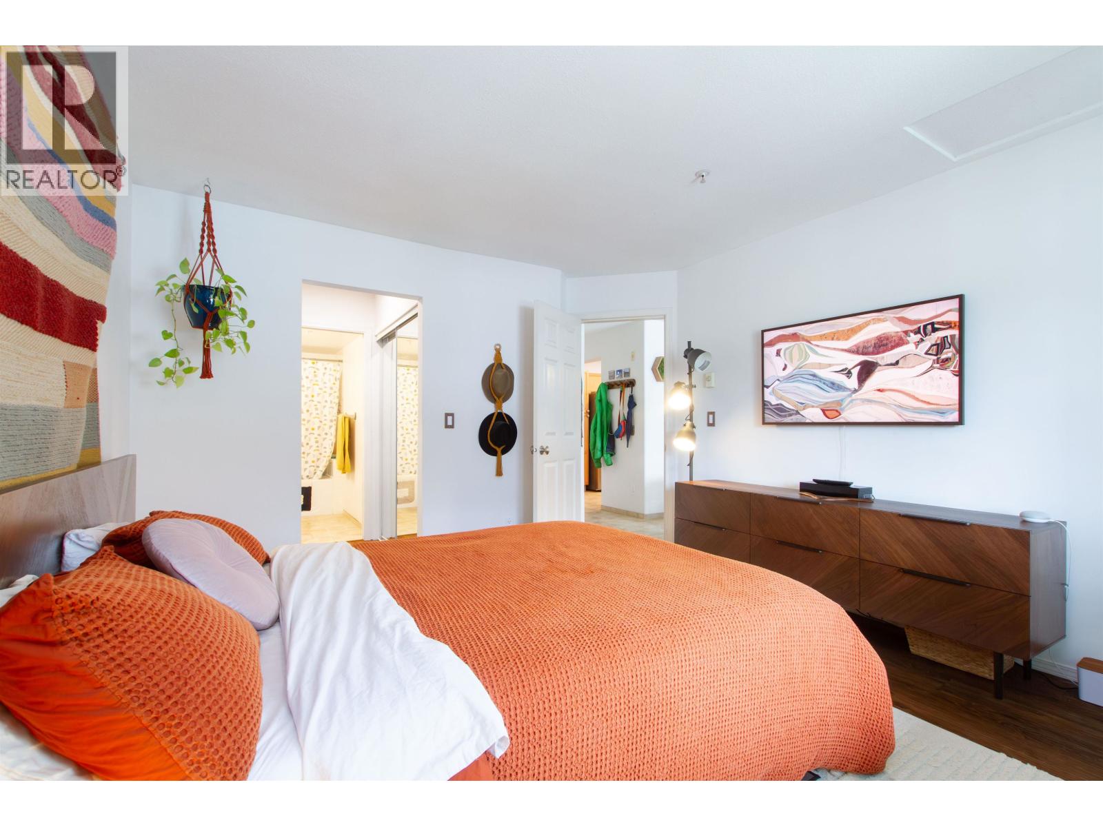 310 1466 PEMBERTON AVENUE, Squamish