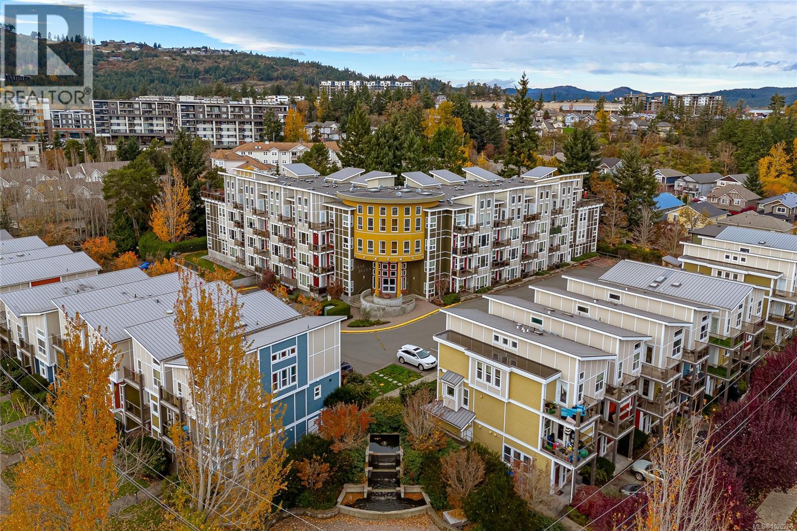 408 866 Brock Ave, Langford