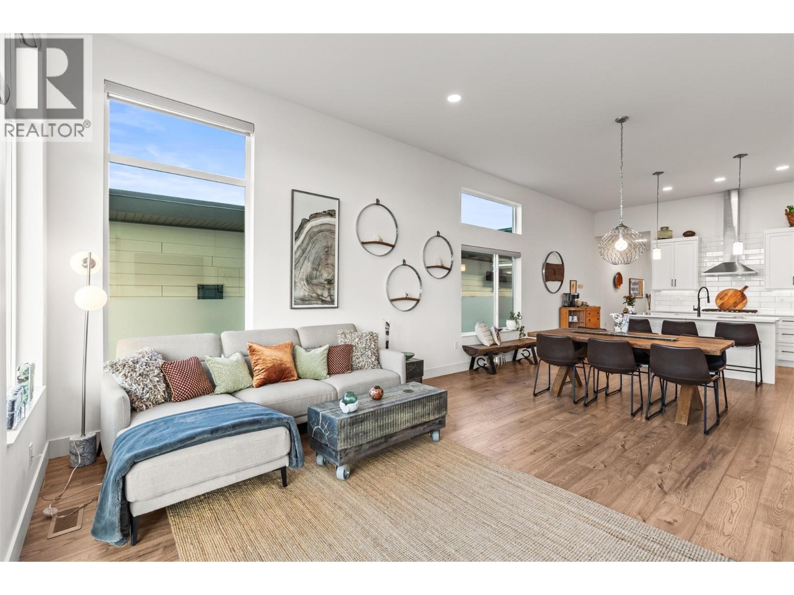 37 1000 Mt. Robson Place, Vernon