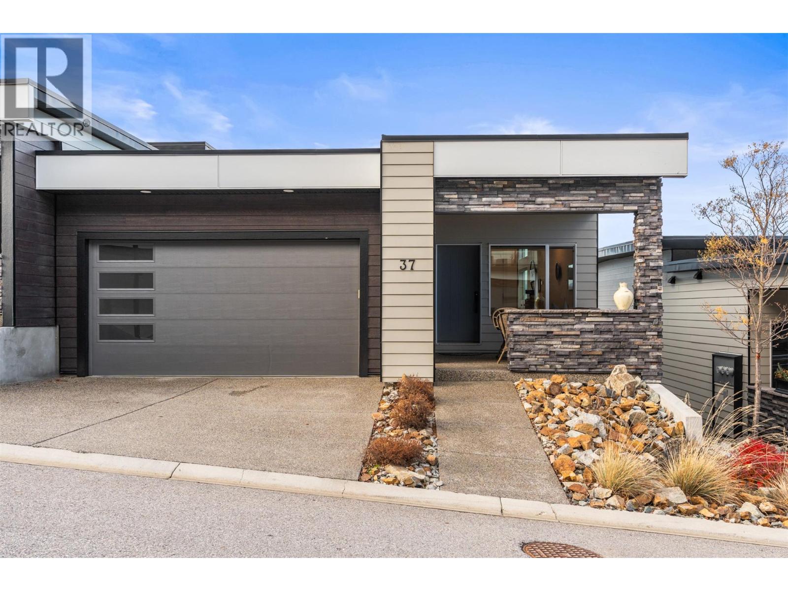 37 1000 Mt. Robson Place, Vernon