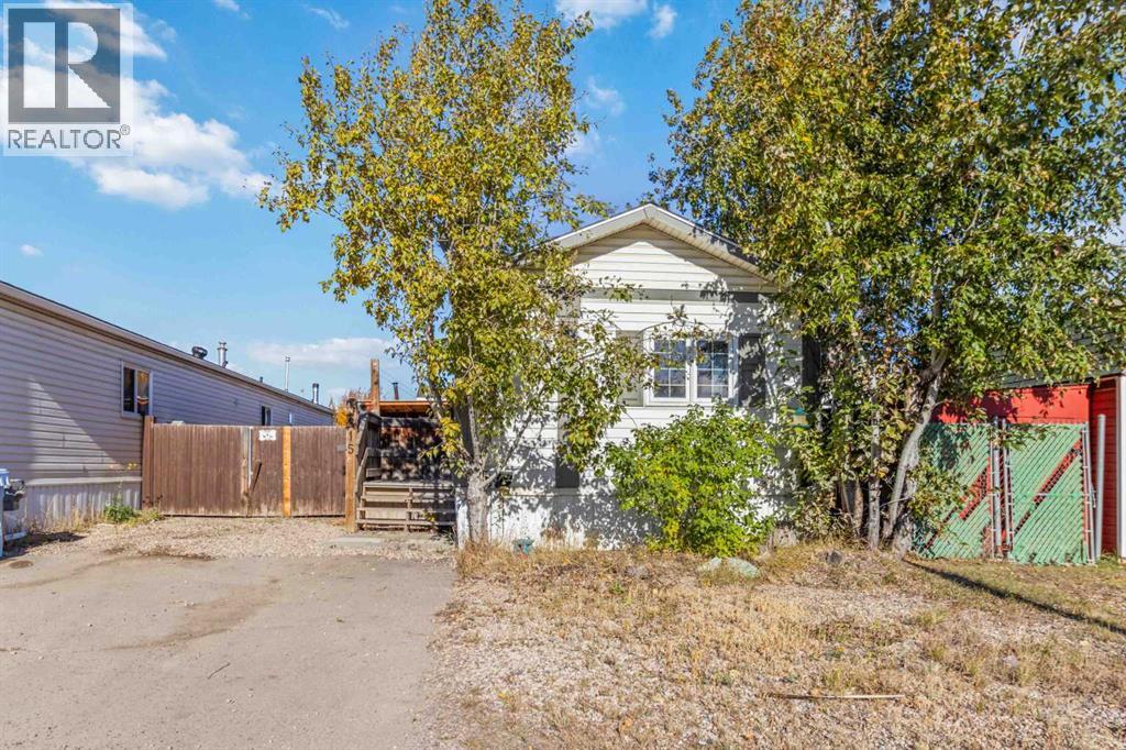 215 Grant Way, Fort McMurray