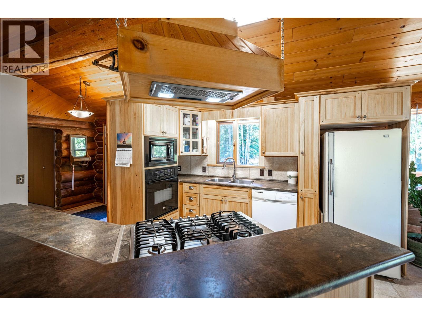 1474 6 Highway, Cherryville