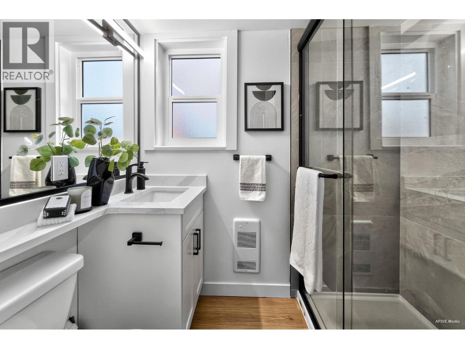 9831 GLENTHORNE DRIVE, Richmond