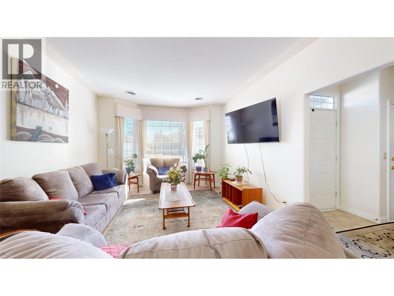 204 3360 Old Okanagan Highway, West Kelowna