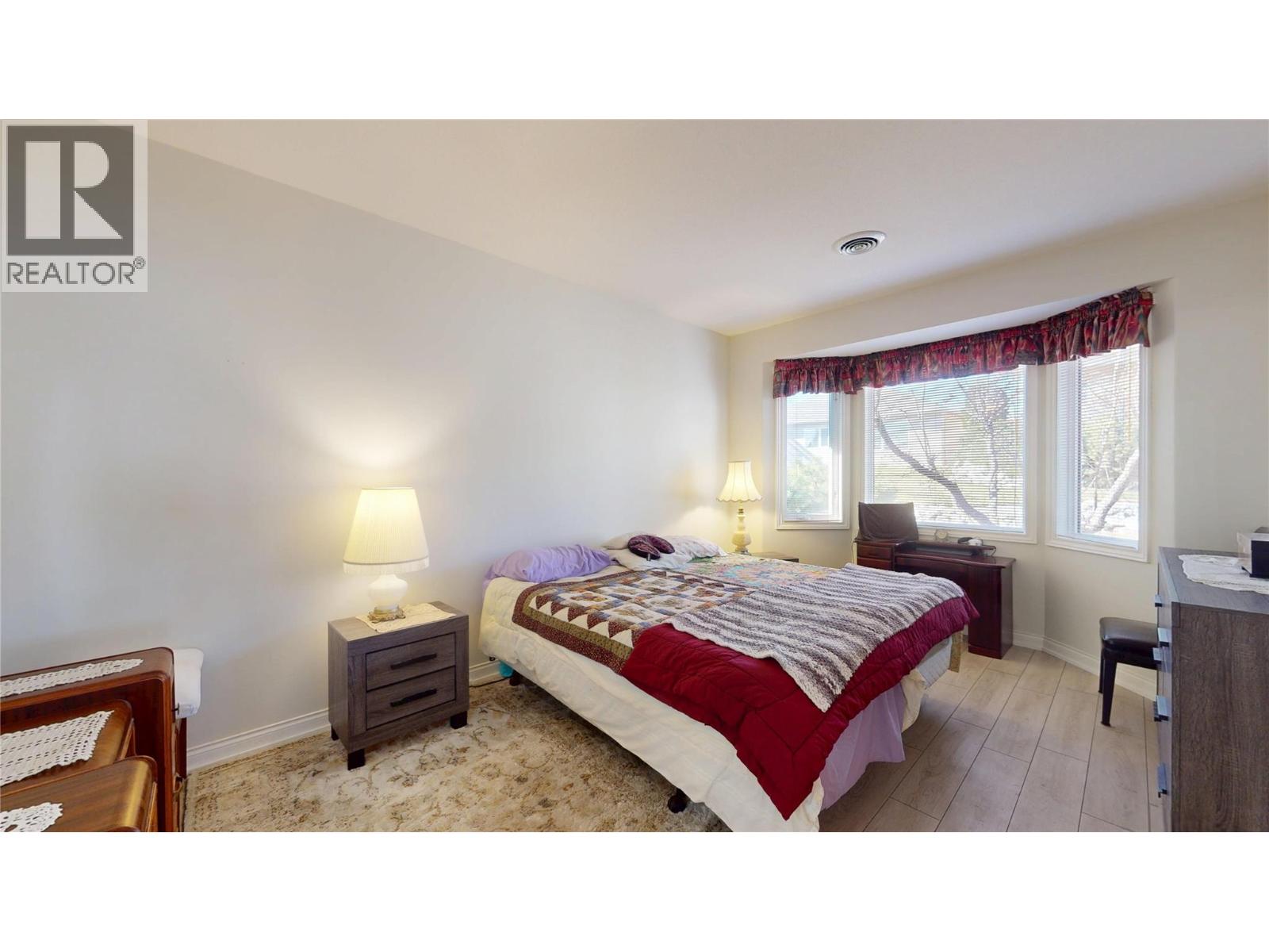 204 3360 Old Okanagan Highway, West Kelowna