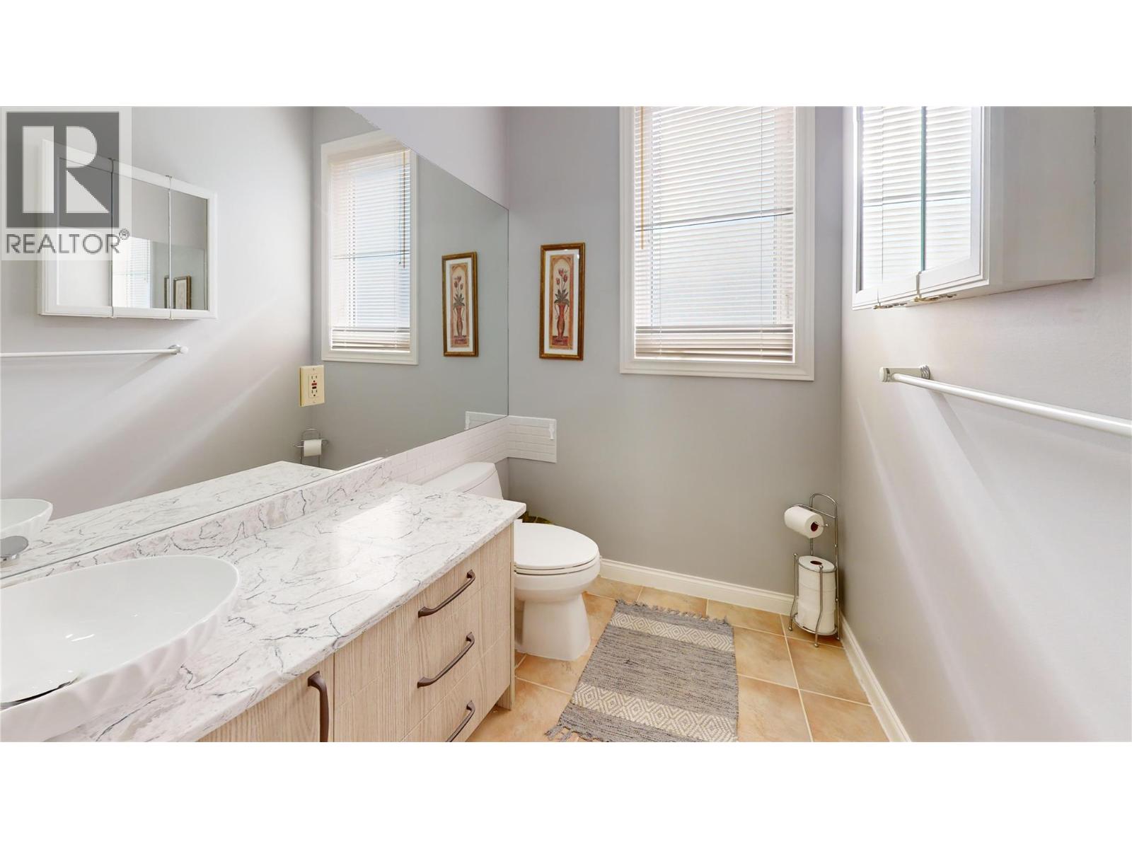 204 3360 Old Okanagan Highway, West Kelowna