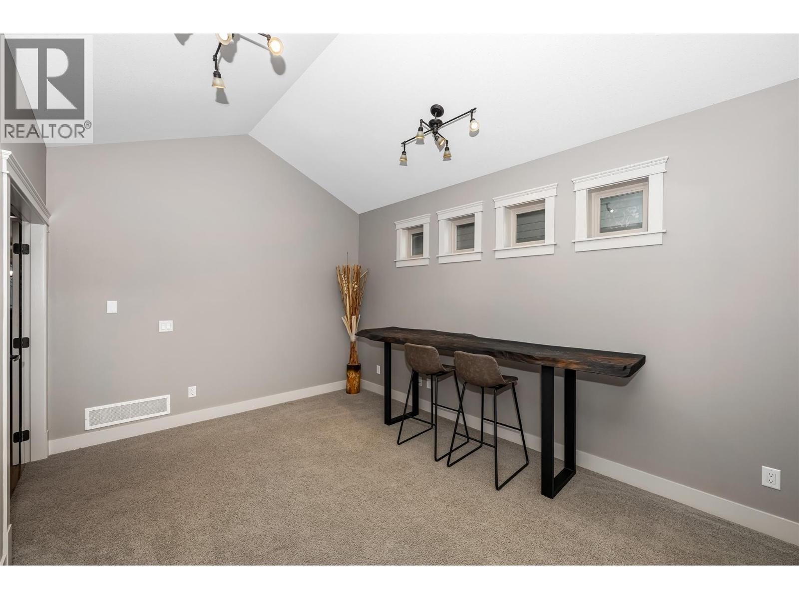  1998 Hidden Ridge Place, Kelowna