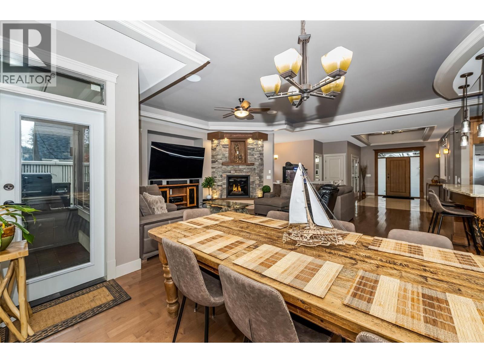  1998 Hidden Ridge Place, Kelowna