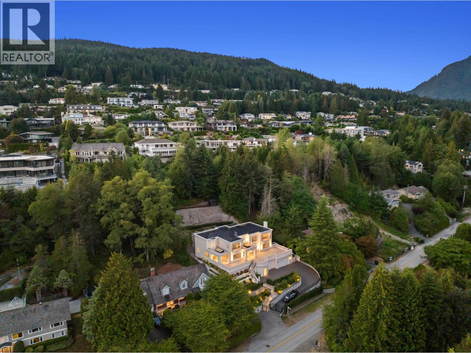 735 ST. ANDREWS ROAD, West Vancouver