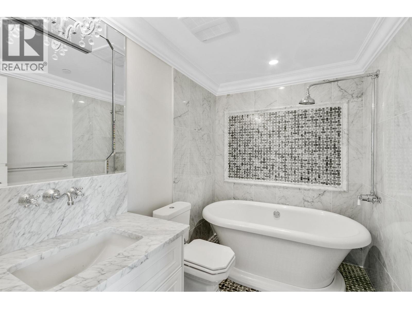 735 ST. ANDREWS ROAD, West Vancouver