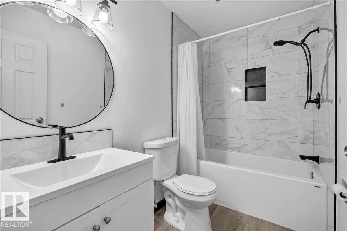 33 AMBERLY CO NW, Edmonton