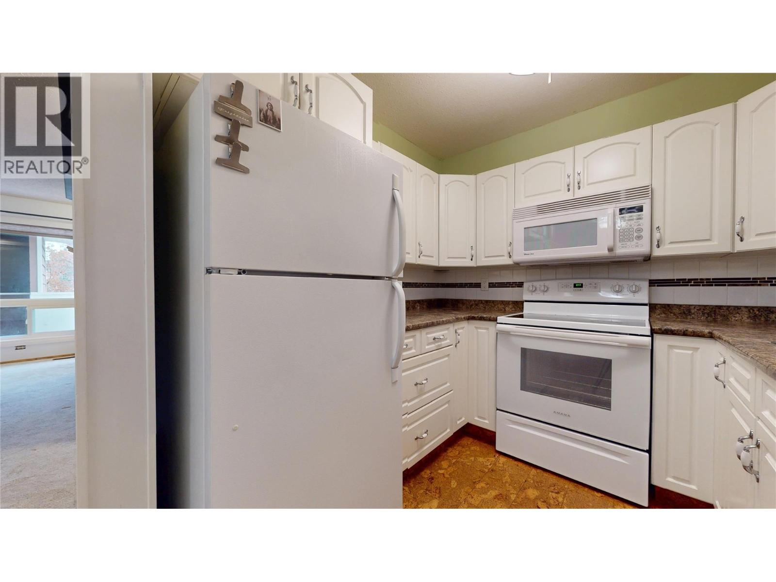 2365 12 Street N Unit# 203, Cranbrook