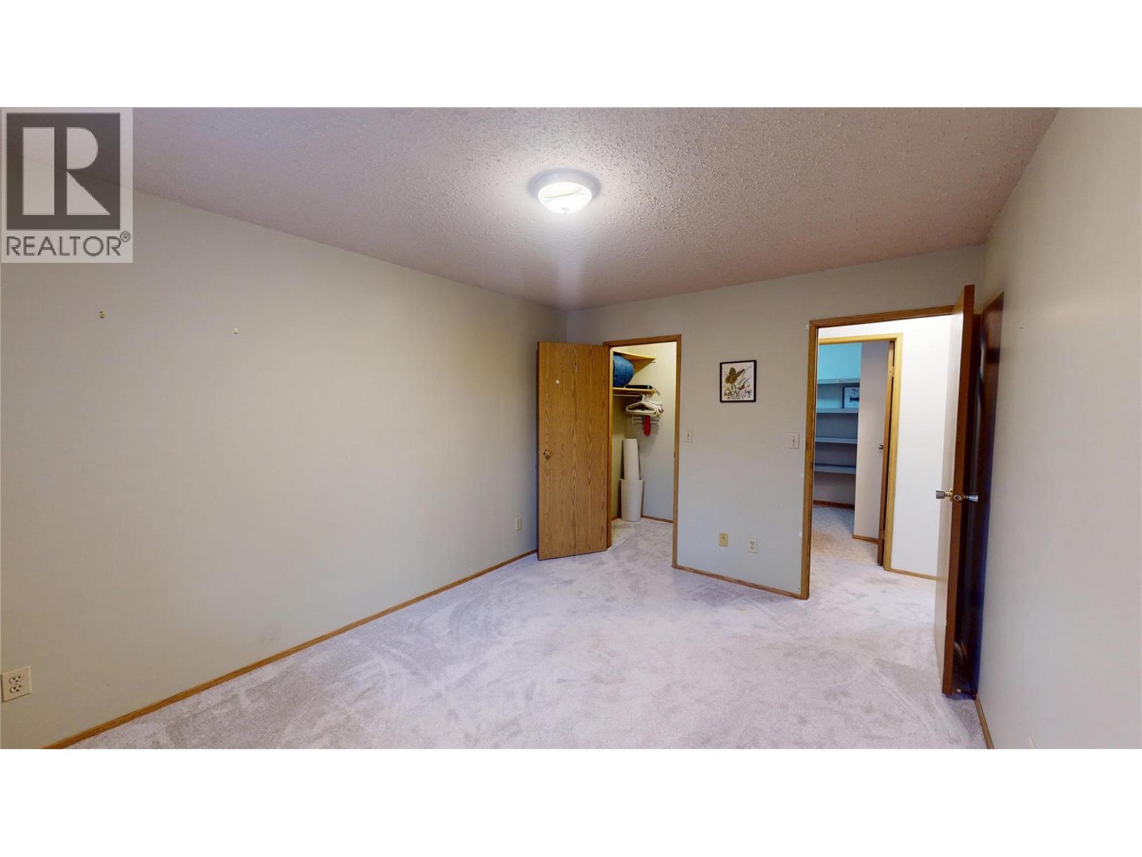 2365 12 Street N Unit# 203, Cranbrook