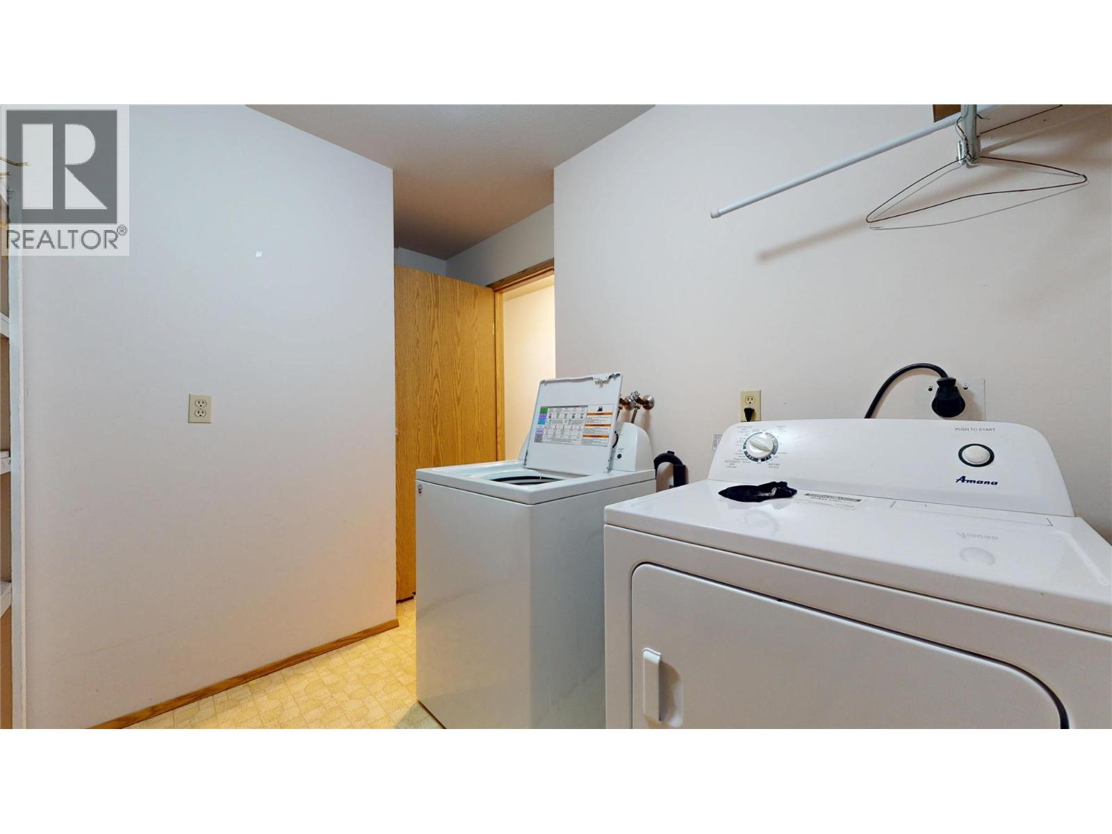 2365 12 Street N Unit# 203, Cranbrook