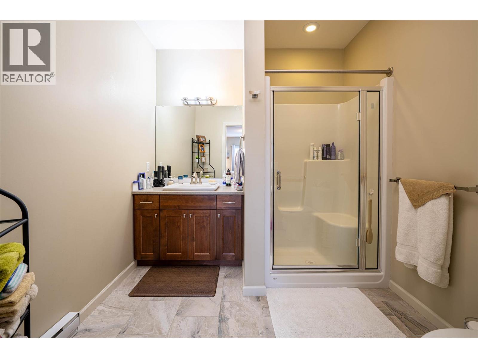 402 3010 35 Street, Vernon