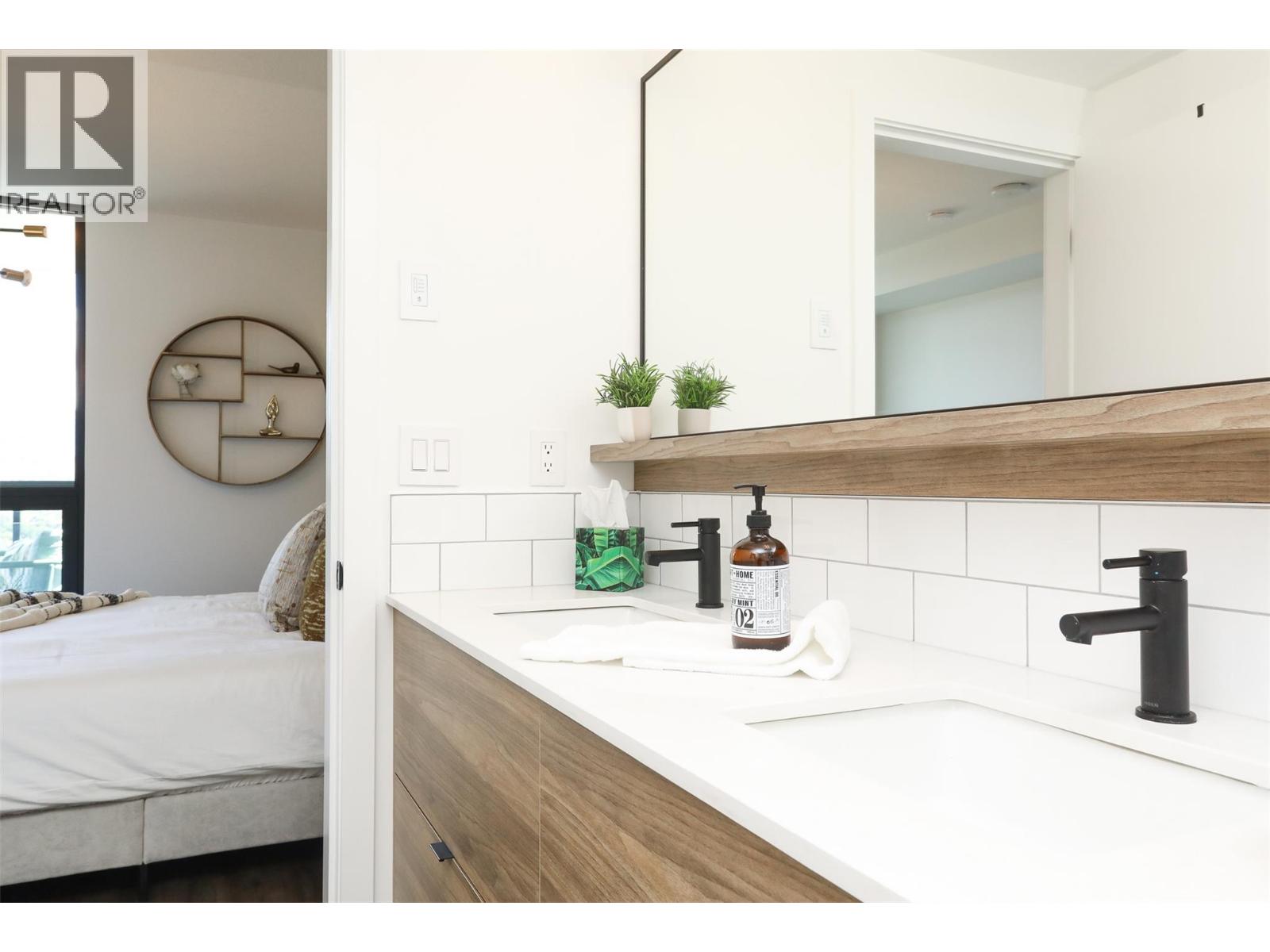 2307 1471 St. Paul Street, Kelowna