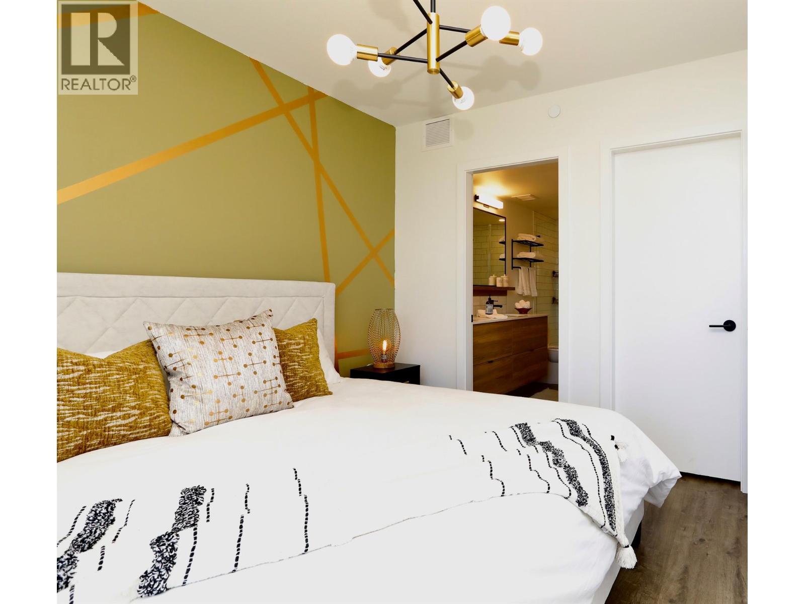 2307 1471 St. Paul Street, Kelowna