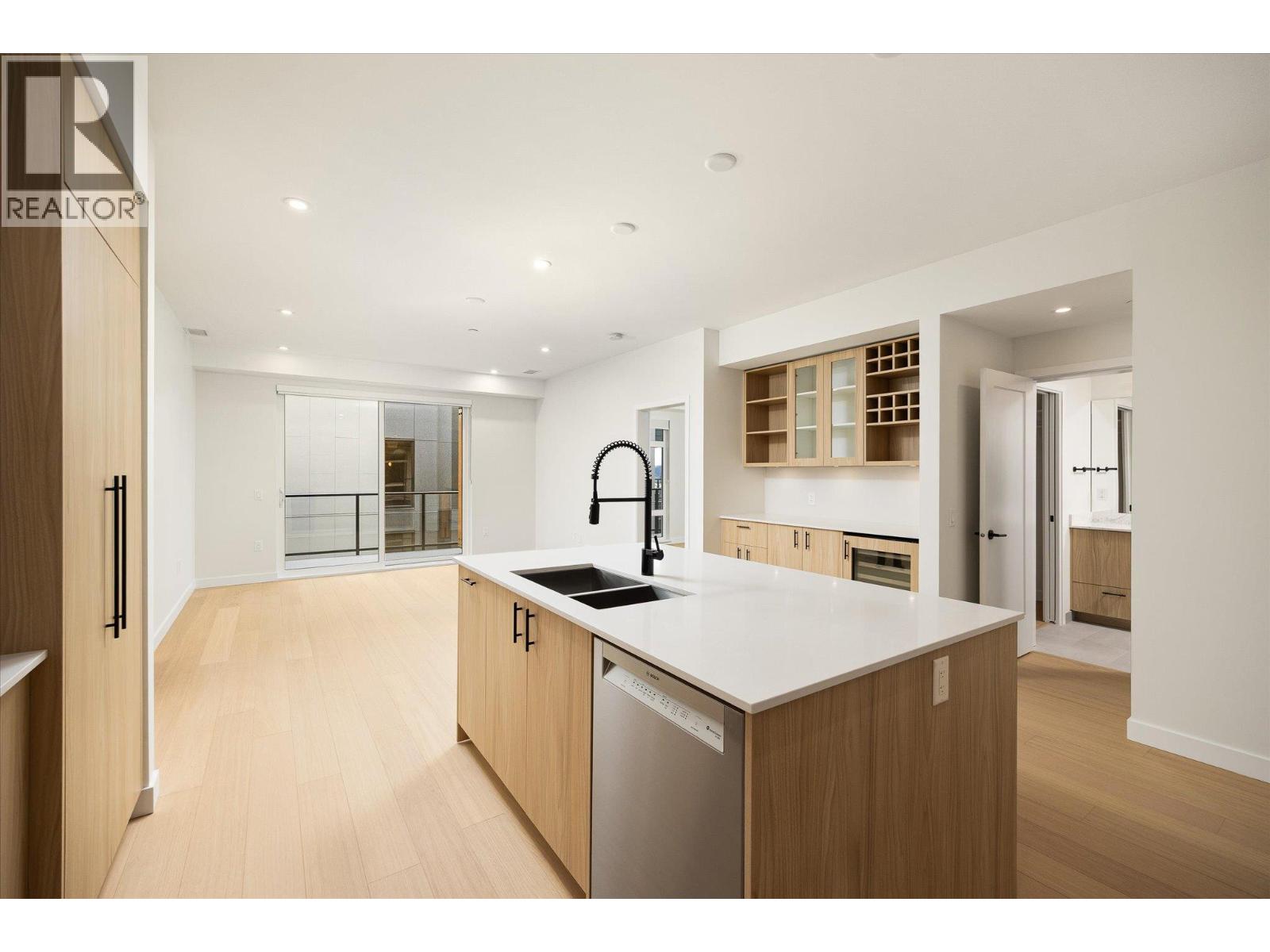 9654 Benchland Drive Unit# 601, Lake Country