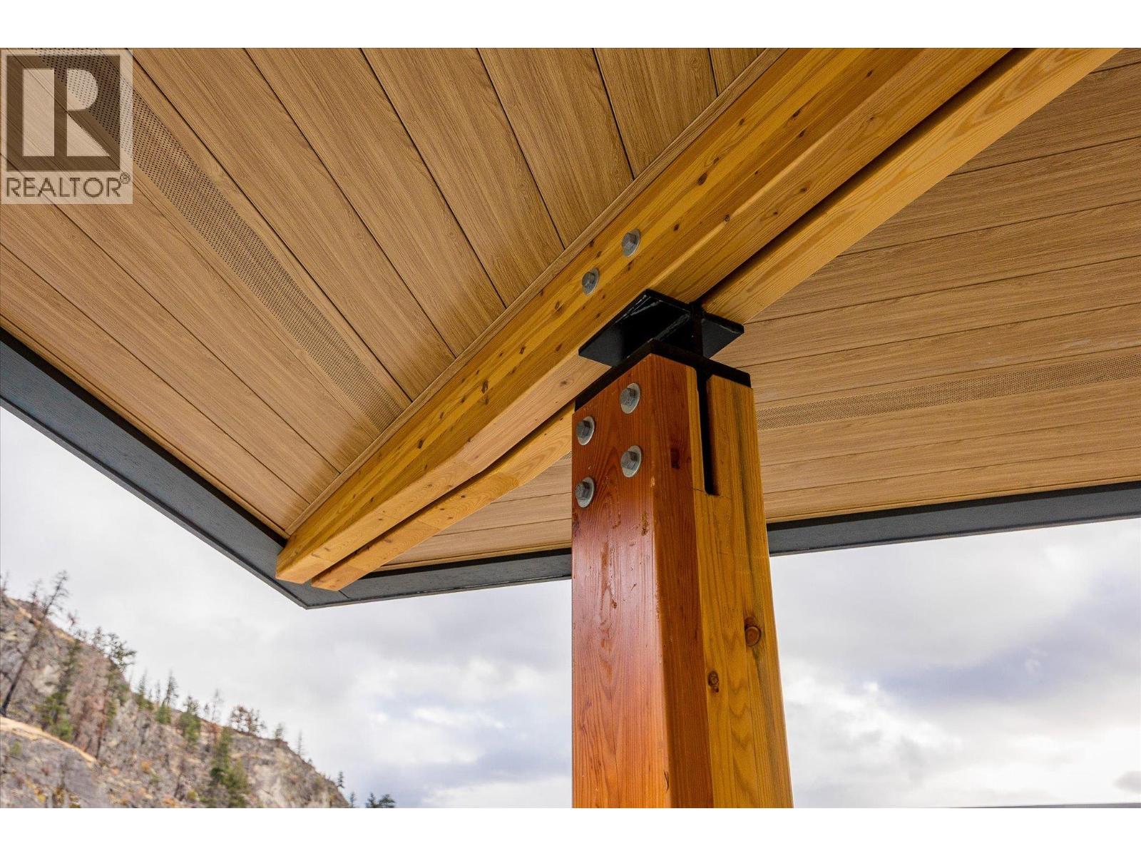 9654 Benchland Drive Unit# 601, Lake Country