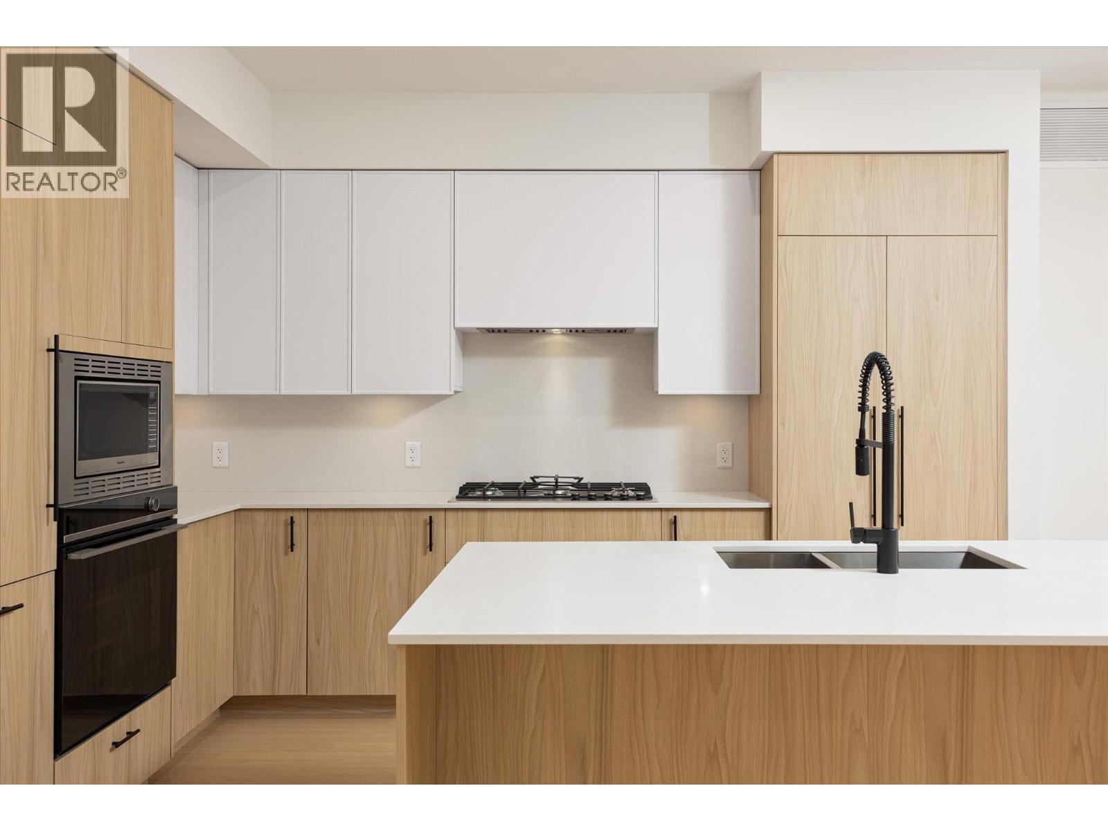 9654 Benchland Drive Unit# 601, Lake Country