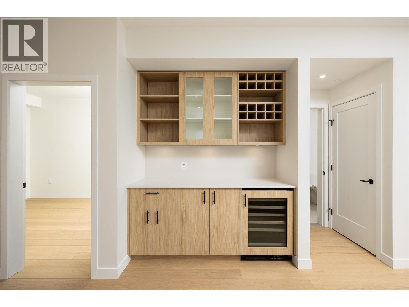 9654 Benchland Drive Unit# 601, Lake Country