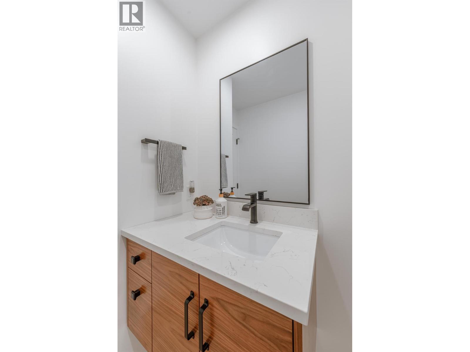 149 Colbeck Road, Revelstoke