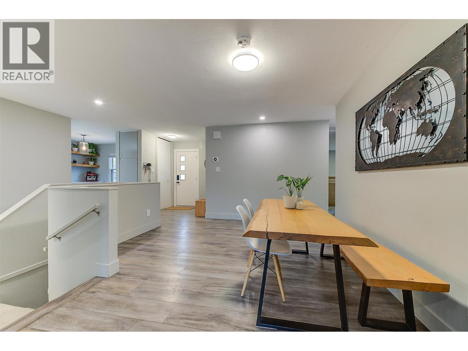  994 Tronson Drive, Kelowna