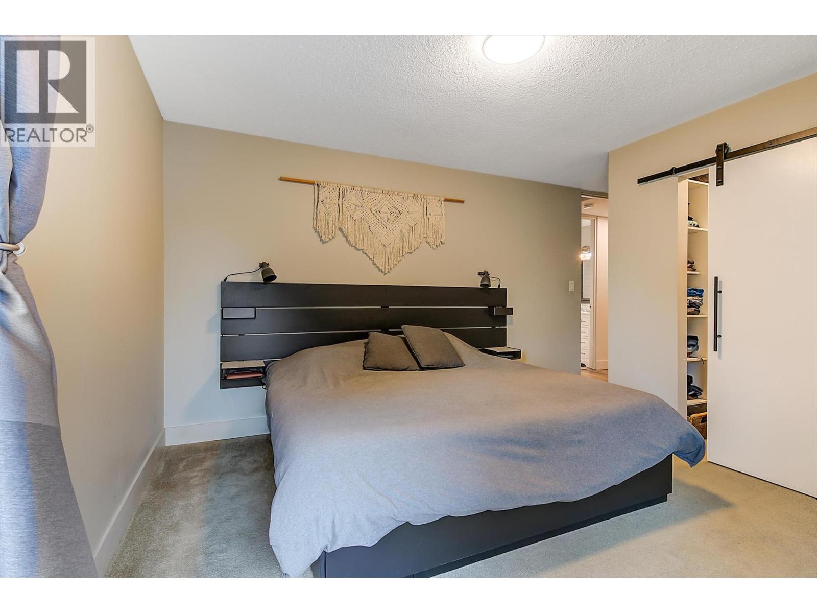  994 Tronson Drive, Kelowna