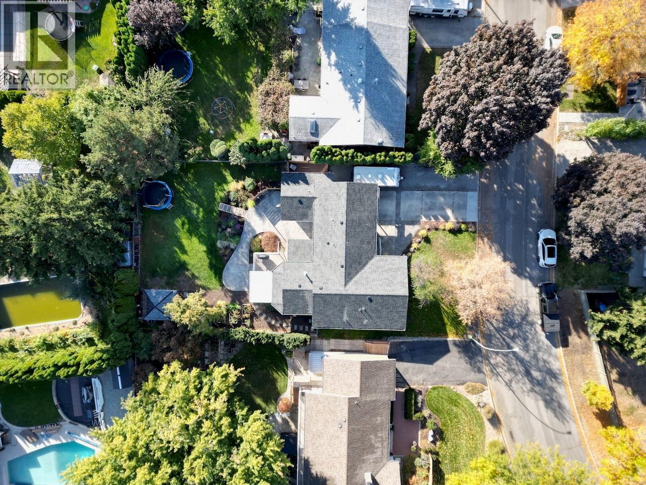  994 Tronson Drive, Kelowna
